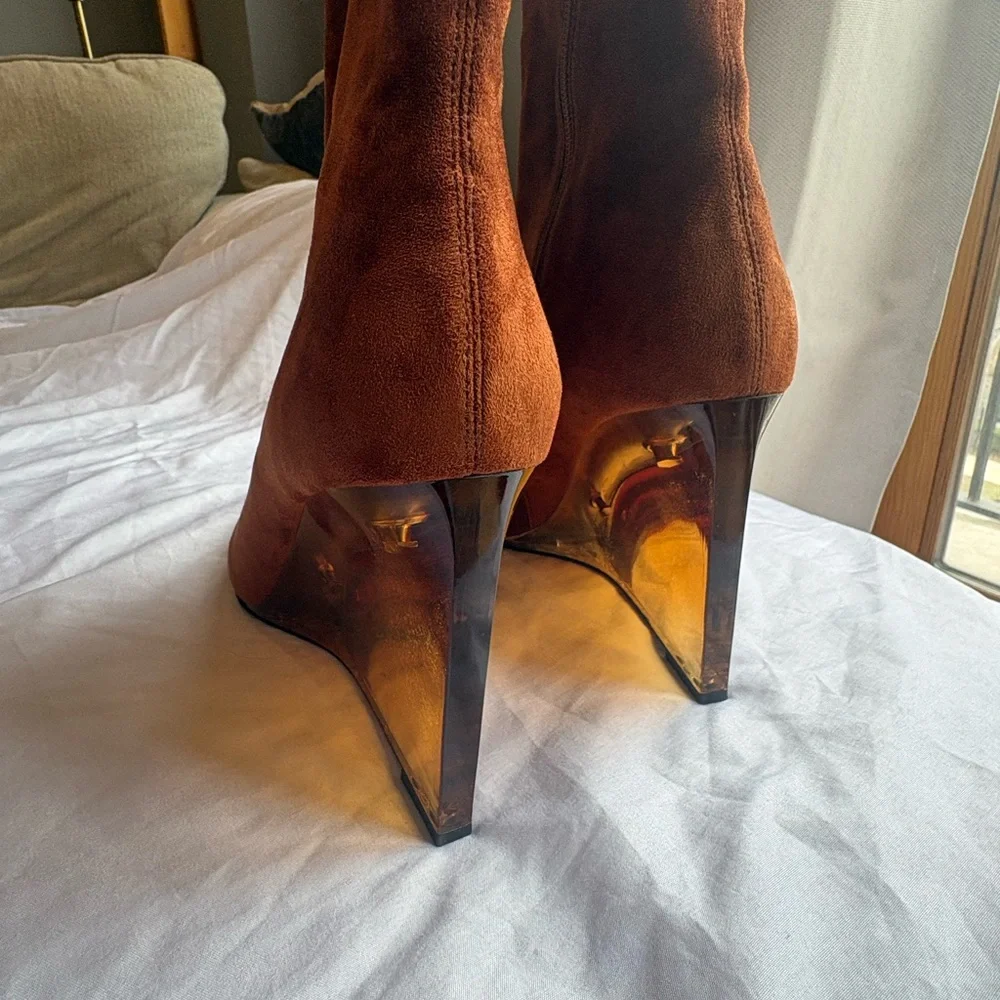 Rust Acrylic Heel boots - Picture 3 of 7